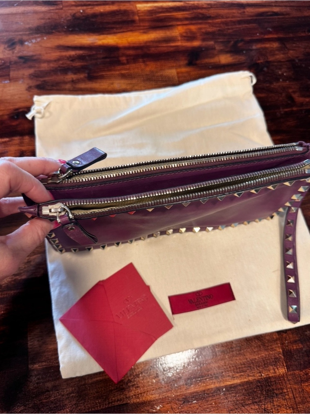 Authentic Valentino Rockstud clutch wristlet. - Picture 4 of 8